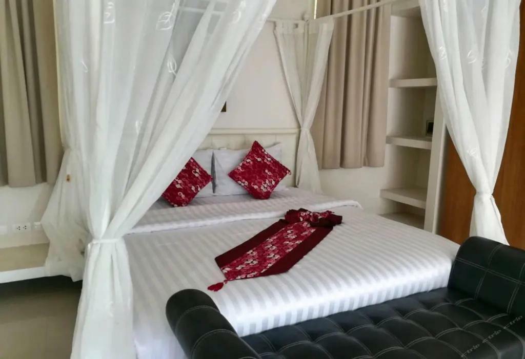 Grand Bleu Ocean View Pool Suite Kamala Beach Buitenkant foto